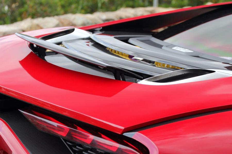 Детали экстерьера ItalDesign Parcour Concept 2013 года  (фото 42 из 71)